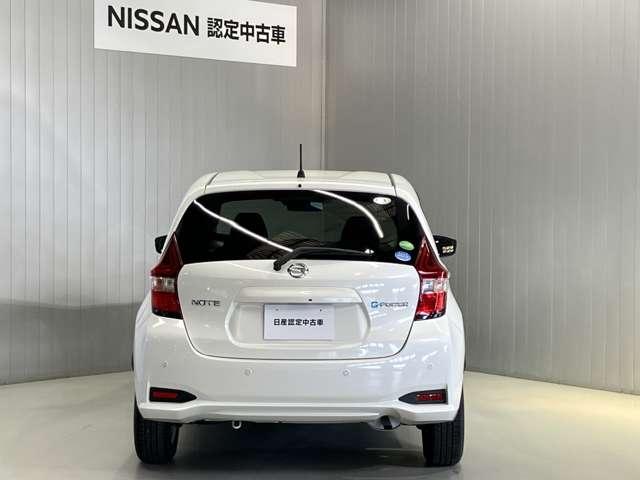 ノート ｅ－パワー　Ｘ　１．２　ｅ－ＰＯＷＥＲ　Ｘ　衝突被害軽減ブレ－キ＆踏み間違い防止アシスト・メモリ－ナビ・ドライブレコ－ダ－・オートエアコン・オートライト・ハイビ－ムアシスト・ＥＴＣ付（11枚目）