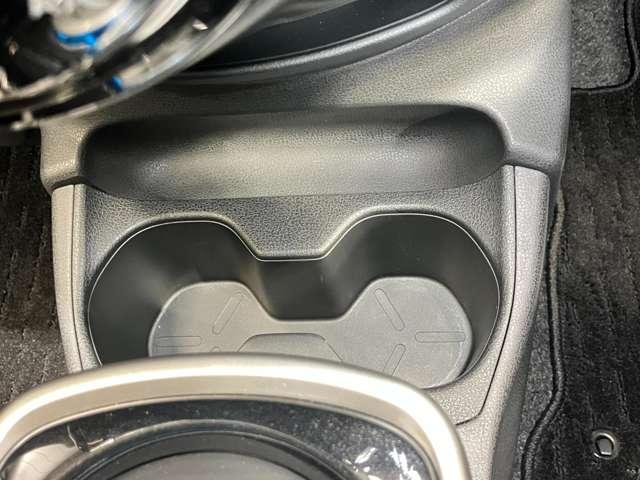 ノート ｅ－パワー　Ｘ　１．２　ｅ－ＰＯＷＥＲ　Ｘ　衝突被害軽減ブレ－キ＆踏み間違い防止アシスト・メモリ－ナビ・ドライブレコ－ダ－・オートエアコン・オートライト・ハイビ－ムアシスト・ＥＴＣ付（34枚目）