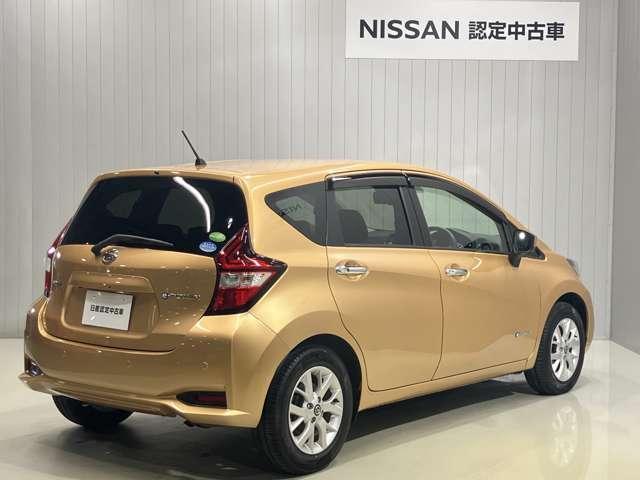 ノート ｅ－パワー　Ｘ　１．２　ｅ－ＰＯＷＥＲ　Ｘ　衝突被害軽減ブレ－キ＆踏み間違い防止アシスト・メモリ－ナビ・全周囲カメラ・ドライブレコ－ダ－・スマートル－ムミラ－・ＬＥＤヘッドライト・センタ－ア－ムレスト・ＥＴＣ付（11枚目）