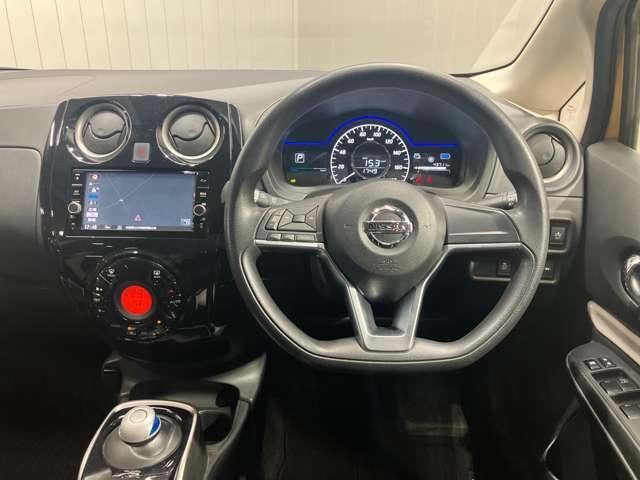 ノート ｅ－パワー　Ｘ　１．２　ｅ－ＰＯＷＥＲ　Ｘ　衝突被害軽減ブレ－キ＆踏み間違い防止アシスト・メモリ－ナビ・全周囲カメラ・ドライブレコ－ダ－・スマートル－ムミラ－・ＬＥＤヘッドライト・センタ－ア－ムレスト・ＥＴＣ付（22枚目）