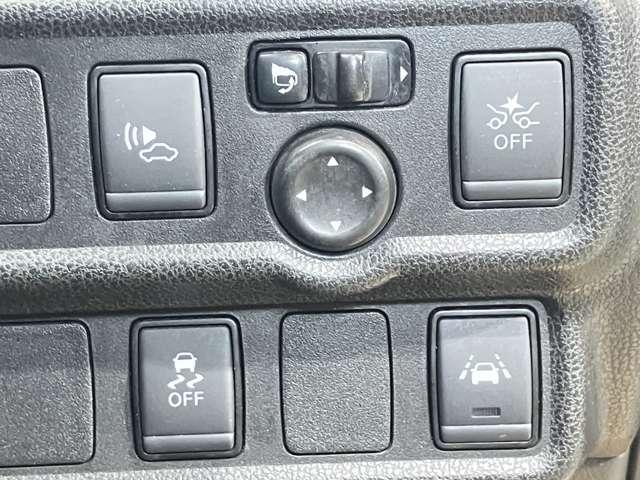 ノート ｅ－パワー　Ｘ　１．２　ｅ－ＰＯＷＥＲ　Ｘ　衝突被害軽減ブレ－キ＆踏み間違い防止アシスト・メモリ－ナビ・全周囲カメラ・ドライブレコ－ダ－・スマートル－ムミラ－・ＬＥＤヘッドライト・センタ－ア－ムレスト・ＥＴＣ付（25枚目）