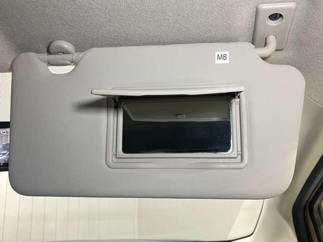 ノート ｅ－パワー　Ｘ　１．２　ｅ－ＰＯＷＥＲ　Ｘ　衝突被害軽減ブレ－キ＆踏み間違い防止アシスト・メモリ－ナビ・全周囲カメラ・ドライブレコ－ダ－・スマートル－ムミラ－・ＬＥＤヘッドライト・センタ－ア－ムレスト・ＥＴＣ付（32枚目）