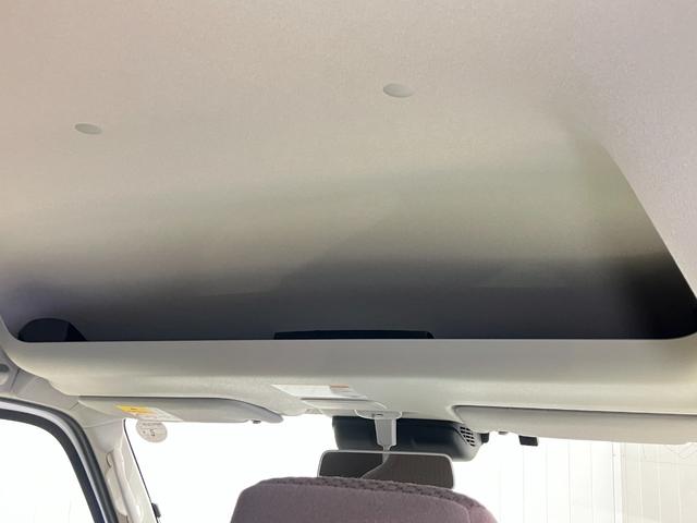 �y�I�[�o�[�w�b�h�V�F���t�z�O�ȓV��ɂ̓|�P�b�g���t���Ă���̂łς��Əo�������J�^���O�Ȃǂ����[�ł��܂��I