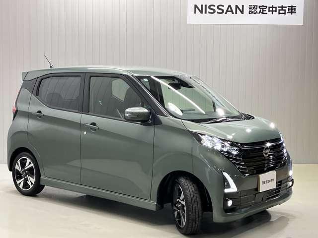 デイズ ６６０　ハイウェイスターＧターボ　展示試乗車アップ　衝突被害軽減ブレ－キ＆踏み間違い防止アシスト・メモリ－ナビ・全周囲カメラ・ＳＯＳコ－ル・前後ソナ－・ＬＥＤヘッドライト・ＬＥＤフォグランプ・フロア－カ－ペット・ＥＴＣ付（11枚目）