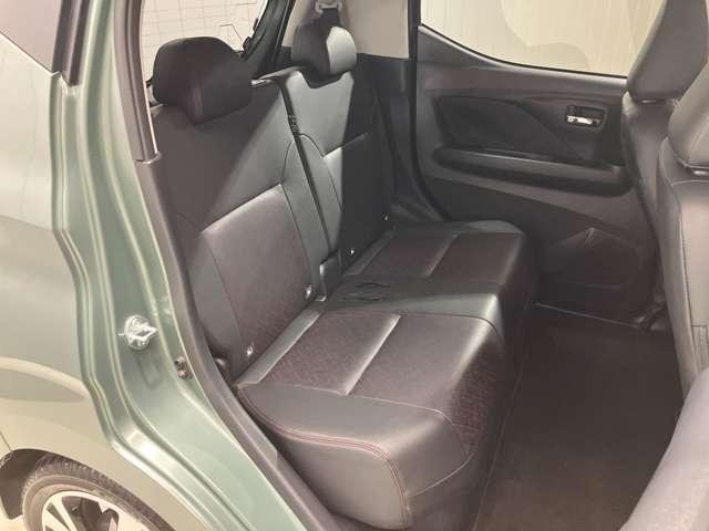 デイズ ６６０　ハイウェイスターＧターボ　展示試乗車アップ　衝突被害軽減ブレ－キ＆踏み間違い防止アシスト・メモリ－ナビ・全周囲カメラ・ＳＯＳコ－ル・前後ソナ－・ＬＥＤヘッドライト・ＬＥＤフォグランプ・フロア－カ－ペット・ＥＴＣ付（22枚目）