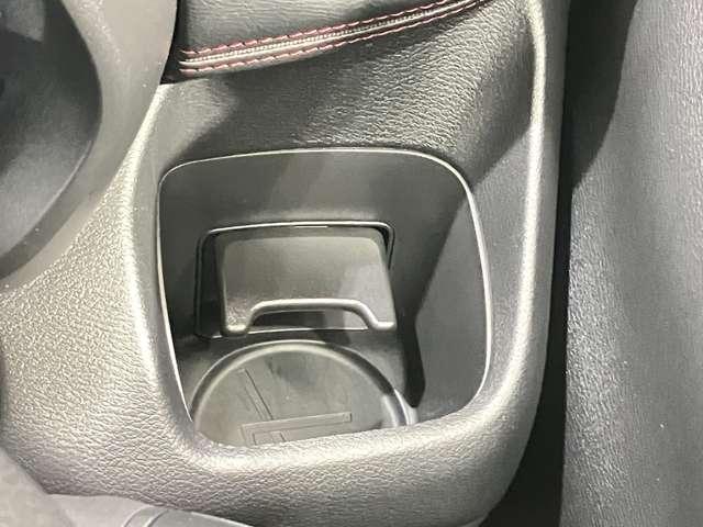 デイズ ６６０　ハイウェイスターＧターボ　展示試乗車アップ　衝突被害軽減ブレ－キ＆踏み間違い防止アシスト・メモリ－ナビ・全周囲カメラ・ＳＯＳコ－ル・前後ソナ－・ＬＥＤヘッドライト・ＬＥＤフォグランプ・フロア－カ－ペット・ＥＴＣ付（39枚目）