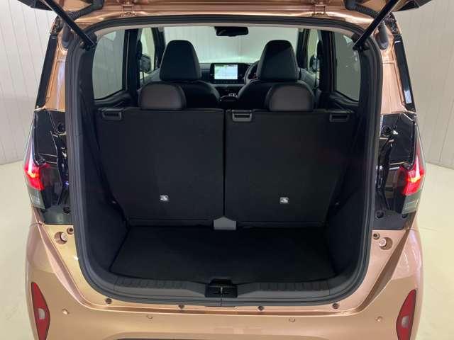 �㕔���Ȃ͕����ŃV�[�g��|�����Ƃ��ł��܂��B�傫�ȉו����ς߂܂��B�㎿�ōL�X�Ƃ�������������A�݂�Ȃ��S�n�悭�ԓ��ŉ��K�ɉ߂����܂���