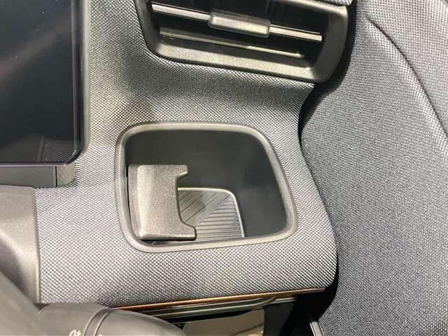 �[�d�P�[�u�����Ȃ��΁A�g�ѓd�b�Ȃǂ̏[�d���o����̂ŕ֗��ł����