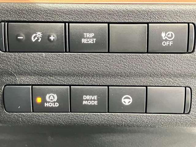 �X�e�A�����O�����𗣂����ƂȂ��A�I�|�f�B�I�̑��삪�o����A�X�e�A�����O�X�C�b�`�t