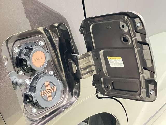 �}���[�d�p�ƕ��ʏ[�d�p�ɕ�����Ă��܂��A���������Ⴄ�̂ŊԈႦ�邱�Ƃ͂���܂���B