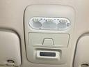 カ-ドや通行券・駐車券などを挟んでおくことが出来るので便利です。