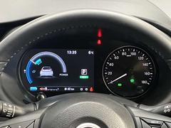 �ڥ᡼�����ۣ���������顼�ǥ����ץ쥤���緿�Υ��ԡ��ɥ᡼�����Ȱ��β����뤳�Ȥˤ�ꡢ�ɥ饤�С���������ư������ޤ���������ž�򥵥ݡ��Ȥ��ޤ��� 4