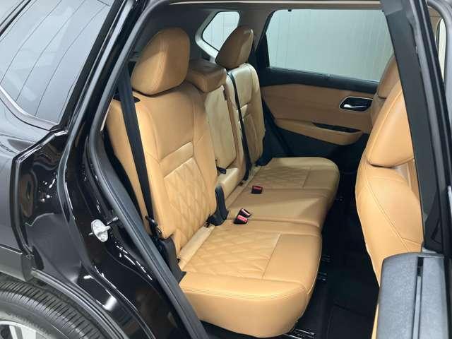 エクストレイル Ｇ　ｅ－４ＯＲＣＥ　当社試乗車・ナッパレザーシート・プロパイロット・１２インチコネクトナビ＆アラウンドビュー・ＥＴＣ２．０・寒冷地仕様（シートヒーター＆ハンドルヒーター）・スマートミラー・電動リヤゲート（14枚目）