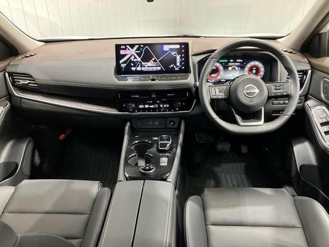 エクストレイル Ｇ　ｅ－４ＯＲＣＥ　当社試乗車・プロパイロット・日産純正１２インチコネクトナビ＆アラウンドビュー・ＥＴＣ２．０・寒冷地仕様（シートヒーター＆ハンドルヒーター）・スマートミラー・電動リヤゲート・ＬＥＤライト・アルミホイール（4枚目）
