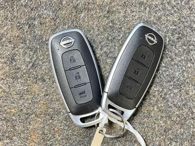 エクストレイル Ｇ　ｅ－４ＯＲＣＥ　当社試乗車・プロパイロット・日産純正１２インチコネクトナビ＆アラウンドビュー・ＥＴＣ２．０・寒冷地仕様（シートヒーター＆ハンドルヒーター）・スマートミラー・電動リヤゲート・ＬＥＤライト・アルミホイール（32枚目）