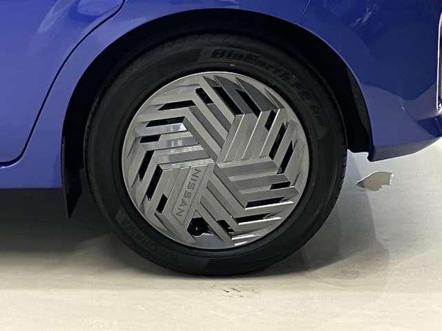ノート Ｘ　当社試乗車・プロパイロット・日産純正９インチコネクトナビ＆アラウンドビュー・ＥＴＣ２．０・スマートミラー・インテリジェントキー・プライバシーガラス・アダクティブＬＥＤライト・衝突被害軽減ブレーキ（11枚目）
