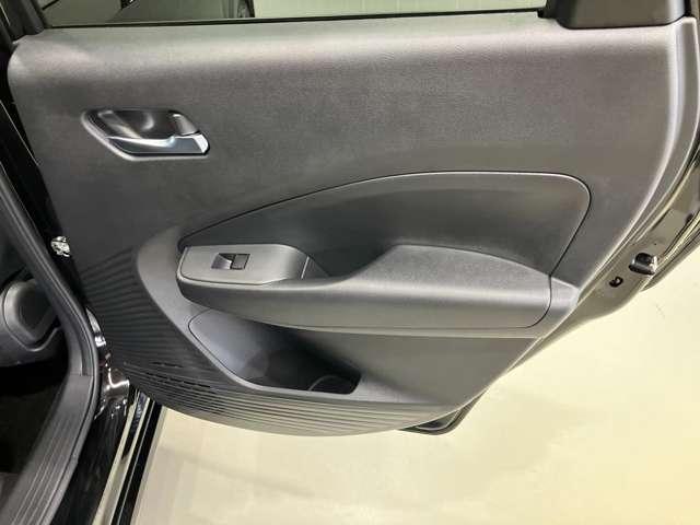 ノート X 当社試乗車・プロパイロット・日産純正9インチコネクトナビ&アラウンドビュー・ETC2.0・スマートミラー・オートエアコン・LEDライト・衝突被害軽減ブレーキ・踏み間違い防止アシスト(15枚目)