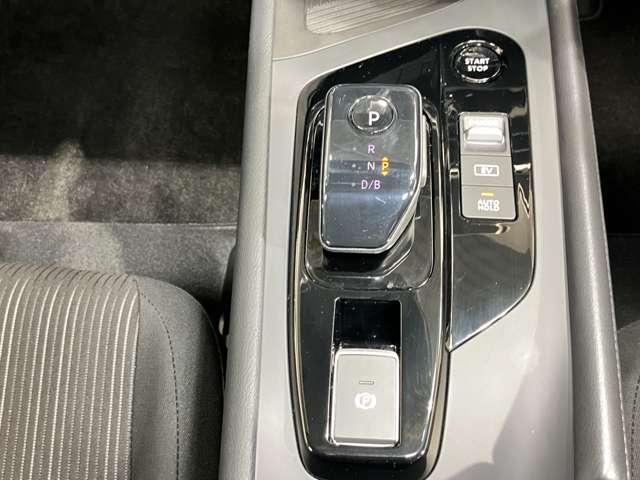 ノート X 当社試乗車・プロパイロット・日産純正9インチコネクトナビ&アラウンドビュー・ETC2.0・スマートミラー・オートエアコン・LEDライト・衝突被害軽減ブレーキ・踏み間違い防止アシスト(27枚目)