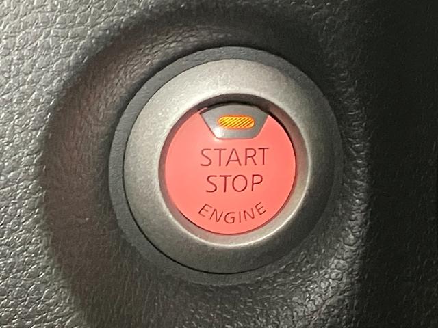 【プッシュ式エンジン】プッシュ式エンジンスタートでブレーキを踏んでボタンを押すだけでエンジン始動がスムーズ！！鍵をカバンに入れているだけでエンジンの始動が可能★とても便利な機能です