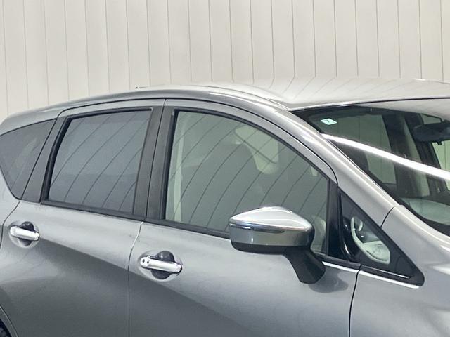 ノート Ｘ　ワンオーナー・純正ＣＤチューナーデッキ・ＥＴＣ・ドライブレコーダー・オートライト・インテリジェントキー・プライバシーガラス・衝突被害軽減ブレーキ・アイドリングストップ機能（37枚目）