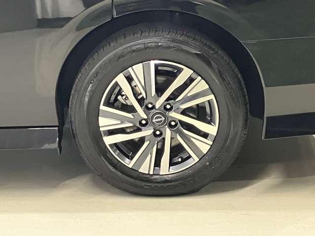 セレナ e-パワー ハイウェイスターV ワンオーナー・車検整備付・プロパイロット・スマートミラー・アラウンドビュー・ETC・両側電動スライドドア・LEDライト・衝突被害軽減ブレーキ・踏み間違い防止・オートライト・プライバシーガラス(12枚目)