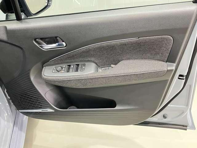 オーラ G 90周年記念車 当社試乗車・プロパイロット・日産純正9インチコネクトナビ&アラウンドビュー・ETC2.0・BOSEサウンドシステム・寒冷地仕様・シートヒーター&ハンドルヒーター・スマートミラー・LEDライト(11枚目)