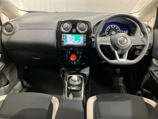 ノート ｅ－パワー　Ｘ　車検整備付・日産純正ナビ＆アラウンドビュー・スマートミラー・ドライブレコーダー・オートエアコン・オートライト・プライバシーガラス・インテリジェントキー・衝突被害軽減ブレーキ（4枚目）