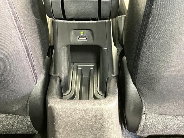 ノート ｅ－パワー　Ｘ　車検整備付・日産純正ナビ＆アラウンドビュー・スマートミラー・ドライブレコーダー・オートエアコン・オートライト・プライバシーガラス・インテリジェントキー・衝突被害軽減ブレーキ（32枚目）