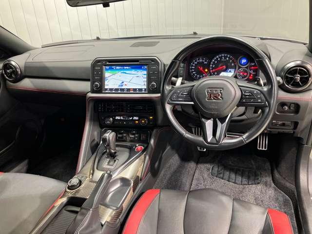 ＧＴ－Ｒ ブラックエディション　日産純正ナビ＆バックカメラ・ＥＴＣ・ドライブレコーダー・オートエアコン・ＬＥＤライト・アルミホイール（4枚目）