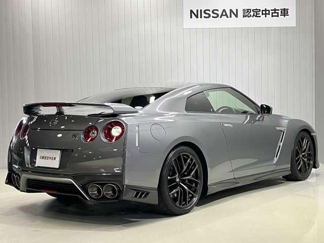 ＧＴ－Ｒ ブラックエディション　日産純正ナビ＆バックカメラ・ＥＴＣ・ドライブレコーダー・オートエアコン・ＬＥＤライト・アルミホイール（6枚目）