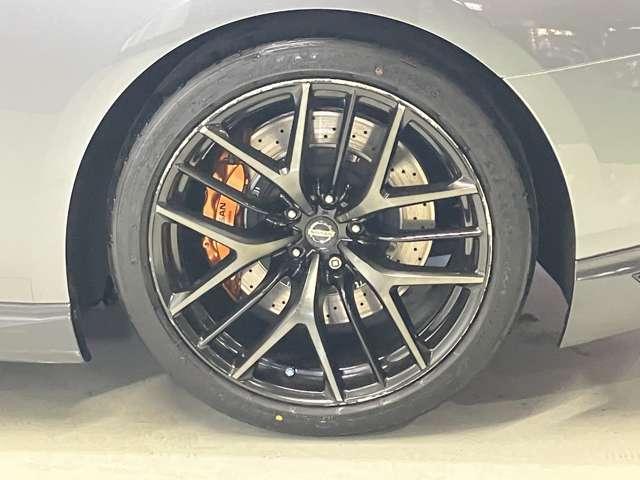 ＧＴ－Ｒ ブラックエディション　日産純正ナビ＆バックカメラ・ＥＴＣ・ドライブレコーダー・オートエアコン・ＬＥＤライト・アルミホイール（11枚目）
