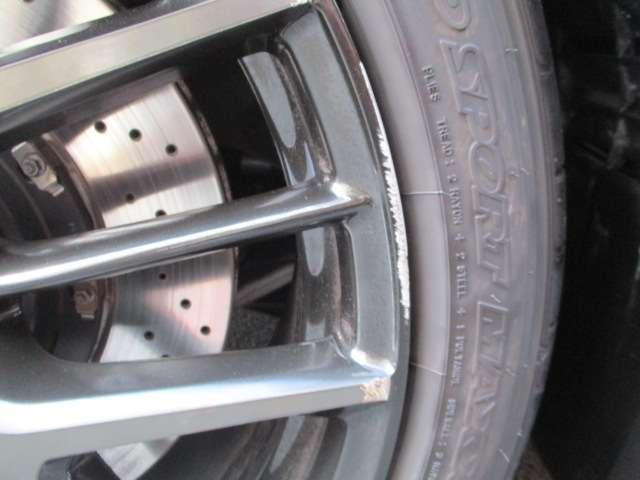 ＧＴ－Ｒ ブラックエディション　日産純正ナビ＆バックカメラ・ＥＴＣ・ドライブレコーダー・オートエアコン・ＬＥＤライト・アルミホイール（12枚目）