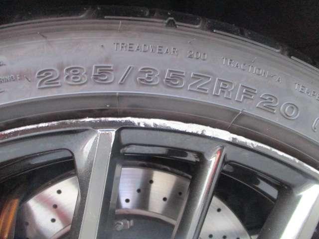 ＧＴ－Ｒ ブラックエディション　日産純正ナビ＆バックカメラ・ＥＴＣ・ドライブレコーダー・オートエアコン・ＬＥＤライト・アルミホイール（13枚目）