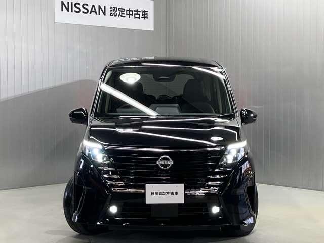 セレナ ハイウェイスターＶ　防水シート仕様・プロパイロット機能・純正９インチナビ＆アラウンドビューカメラ・ＥＴＣ・スマートミラー・両側電動スライドドア・ＬＥＤライト・アルミホイール・衝突被害軽減ブレーキ・踏み間違い防止アシスト（6枚目）