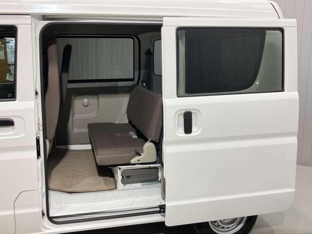 �t�����g�K���X�ɝ����R�[�e�B���O���܂��񂩁H�Ǝ��̃R�[�e�B���O�Z�p�Ɛ�p�������C�p�[�ō����������ʂ��������܂��B�R�[�e�B���O��͉J�������ʂƂȂ��Ă͂�����сA�ǍD�Ȏ��E���m�ۂł��܂���