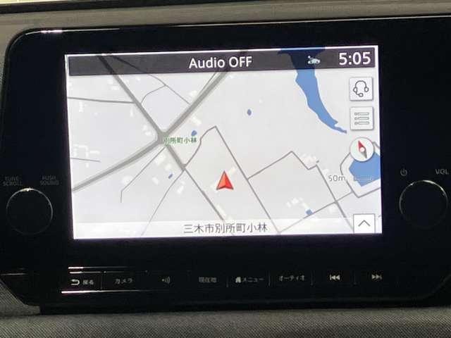 ���Y�����X�C���`���ʃi�r�ł��B�N���A�ȉ掿���y����ł���������t���Z�O�n�f�W�s�u�ȂǁA��������Ȃ��قǂ̋@�\�����ڂł��B