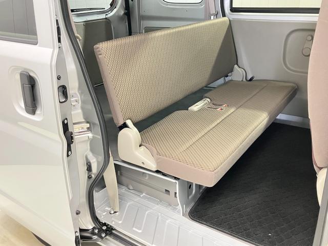 ＮＶ１００クリッパーバン ＤＸ　ＧＬセーフティパッケージ　ワンオーナー・車検整備付・ナビゲーション・ドライブレコーダー・オートライト・キーレス・プライバシーガラス・衝突被害軽減ブレーキ・踏み間違い防止アシスト（29枚目）