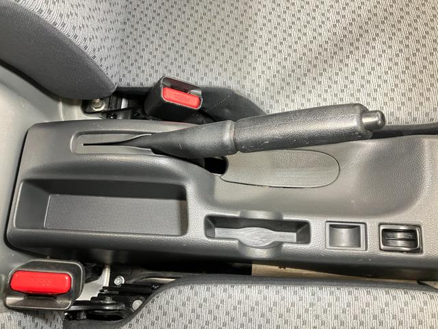 ＮＴ１００クリッパートラック ＤＸ　車検整備付・運転席助手席エアバック・ＥＴＣ（29枚目）