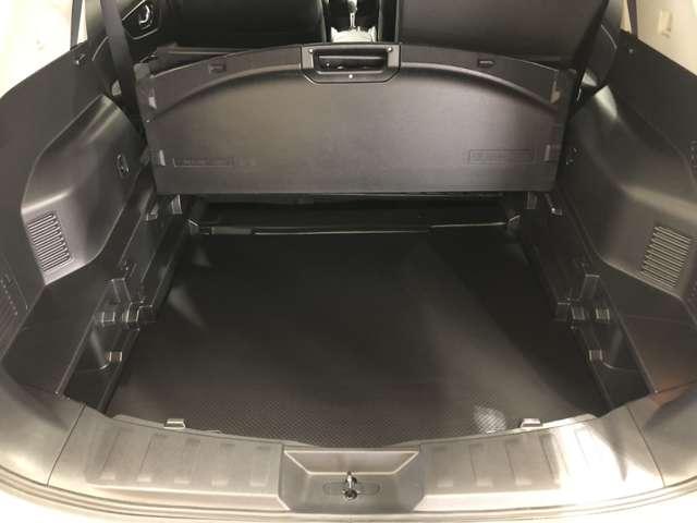 20X 2.0 20X 2列車 衝突被害軽減ブレ-キ・メモリーナビ・全周囲カメラ・スマートルームミラー・オートバックドア・ETC付(14枚目)