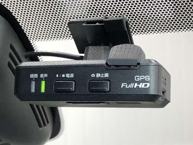 e-パワー ハイウェイスターV 1.2 e-POWER ハイウェイスター V プロパイロット機能&メモリーナビ・全周囲カメラ・両側電動スライドドア・スマートルームミラー・LEDヘッドライト・ドライブレコーダー・ETC付(9枚目)