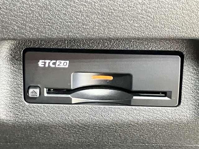 エクストレイル Ｘ　ｅ－４ＯＲＣＥ　１．５　Ｘ　ｅ－４ＯＲＣＥ　４ＷＤ　ナビゲーション・ＥＴＣ・プロパイロット・ヒーターシート・ヒートハンドル・アラウンドビューモニター・パワーシート・ＬＥＤヘッドライト・アルミホイール・オートライト・（17枚目）