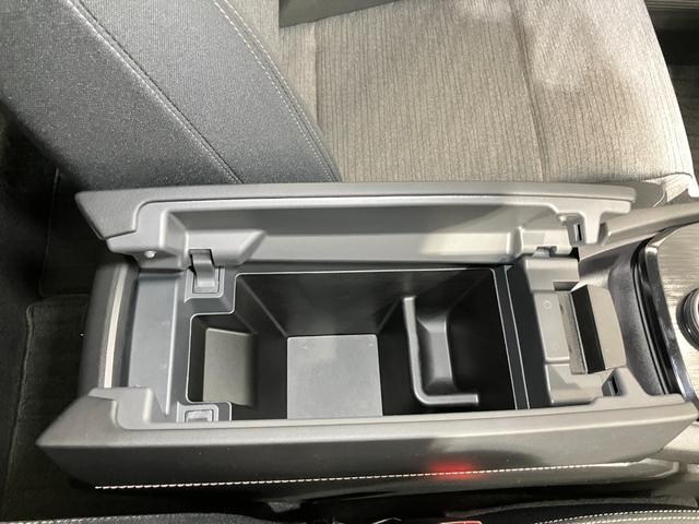 エクストレイル Ｘ　ｅ－４ＯＲＣＥ　１．５　Ｘ　ｅ－４ＯＲＣＥ　４ＷＤ　ナビゲーション・ＥＴＣ・プロパイロット・ヒーターシート・ヒートハンドル・アラウンドビューモニター・パワーシート・ＬＥＤヘッドライト・アルミホイール・オートライト・（27枚目）