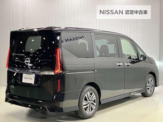 セレナ ハイウェイスターＶ　２．０ハイウェイスターＶ　当社試乗車アップ・メーカーＯＰナビゲーション・左右オートスライドドア・プロパイロット・アラウンドビューモニター・ＥＴＣ・ドライブレコーダー・ＬＥＤヘッドライト・フォグ・アルミ（2枚目）