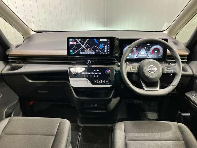 セレナ ハイウェイスターＶ　２．０ハイウェイスターＶ　当社試乗車アップ・メーカーＯＰナビゲーション・左右オートスライドドア・プロパイロット・アラウンドビューモニター・ＥＴＣ・ドライブレコーダー・ＬＥＤヘッドライト・フォグ・アルミ（4枚目）