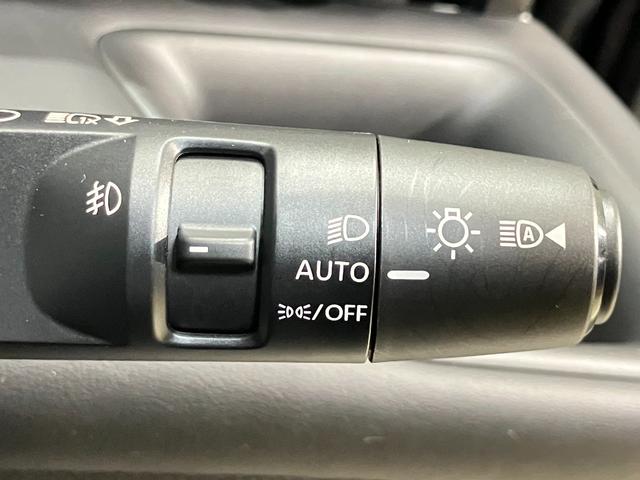 セレナ ハイウェイスターＶ　２．０ハイウェイスターＶ　当社試乗車アップ・メーカーＯＰナビゲーション・左右オートスライドドア・プロパイロット・アラウンドビューモニター・ＥＴＣ・ドライブレコーダー・ＬＥＤヘッドライト・フォグ・アルミ（27枚目）