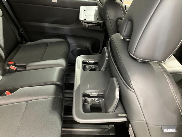 セレナ ハイウェイスターＶ　２．０ハイウェイスターＶ　当社試乗車アップ・メーカーＯＰナビゲーション・左右オートスライドドア・プロパイロット・アラウンドビューモニター・ＥＴＣ・ドライブレコーダー・ＬＥＤヘッドライト・フォグ・アルミ（44枚目）