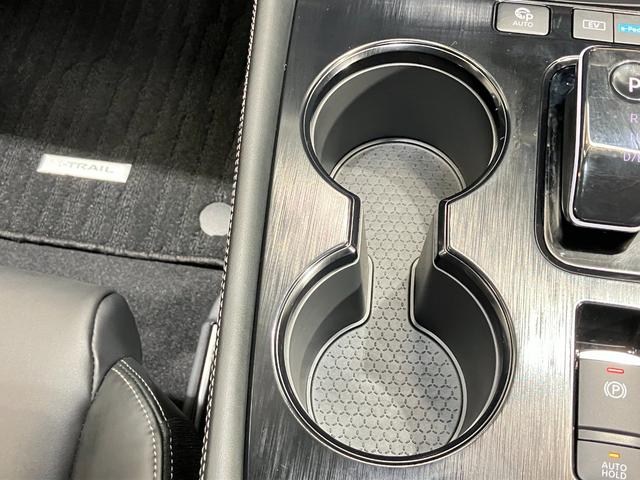 エクストレイル Ｇ　ｅ－４ＯＲＣＥ　１．５　Ｇ　ｅ－４ＯＲＣＥ　４ＷＤ　当社試乗車アップ・メーカーメモリーナビゲーションプロパイロット・アラウンドビューモニター・ＥＴＣヒーターシート・ヒートハンドル・パワシート・パワーバックドア・ＬＥＤ（29枚目）