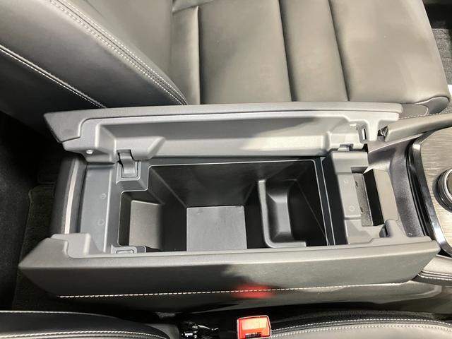エクストレイル Ｇ　ｅ－４ＯＲＣＥ　１．５　Ｇ　ｅ－４ＯＲＣＥ　４ＷＤ　当社試乗車アップ・メーカーメモリーナビゲーションプロパイロット・アラウンドビューモニター・ＥＴＣヒーターシート・ヒートハンドル・パワシート・パワーバックドア・ＬＥＤ（52枚目）
