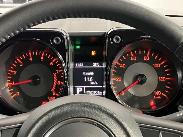 ジムニー ＸＣ　６６０　ＸＣ　４ＷＤ　スズキ純正メモリーナビ・バックモニター・前席シートヒーター・スマートキー・ＬＥＤヘッドランプ・フォグランプ・オートライト・ハイビームアシスト・クルーズコントロール（3枚目）