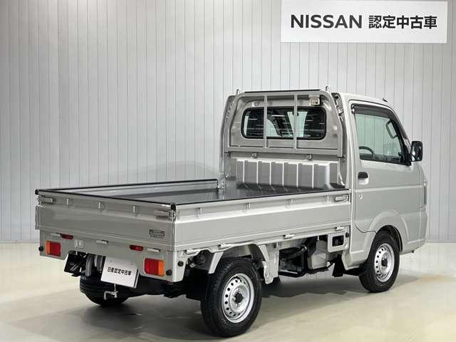 キャリイトラック ＫＣエアコン・パワステ農繁仕様　６６０　ＫＣ　エアコン・パワステ　農繁仕様　３方開　４ＷＤ　５Ｆ・マニュアルエアコン・ＣＤラジオ・オートライト・（2枚目）